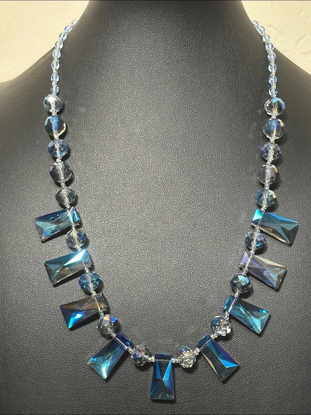 1950’s Art Glass AB Peacock Blue Fringe Necklace